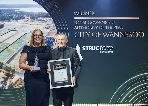 Award-winning Cities-Wanneroo-260912-CourtesyUDIA-600x428 City of Wanneroo Mayor Linda Aitken and Mel Castle, Geotech Manager, Structerre Consulting
